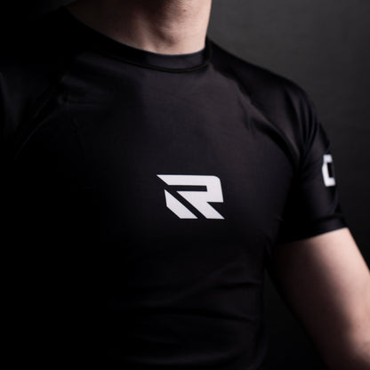 Grounded Rashguard - Black